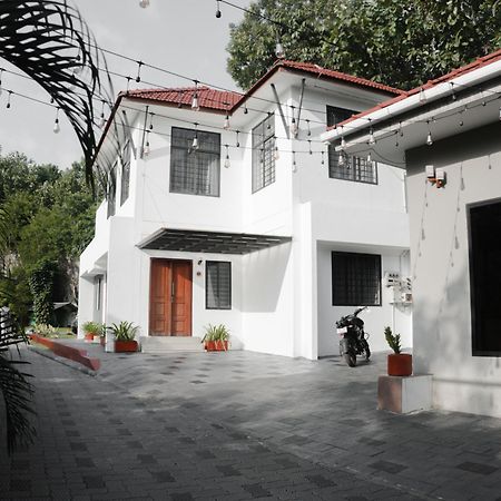 Nilambūr Rockdale Resort מראה חיצוני תמונה