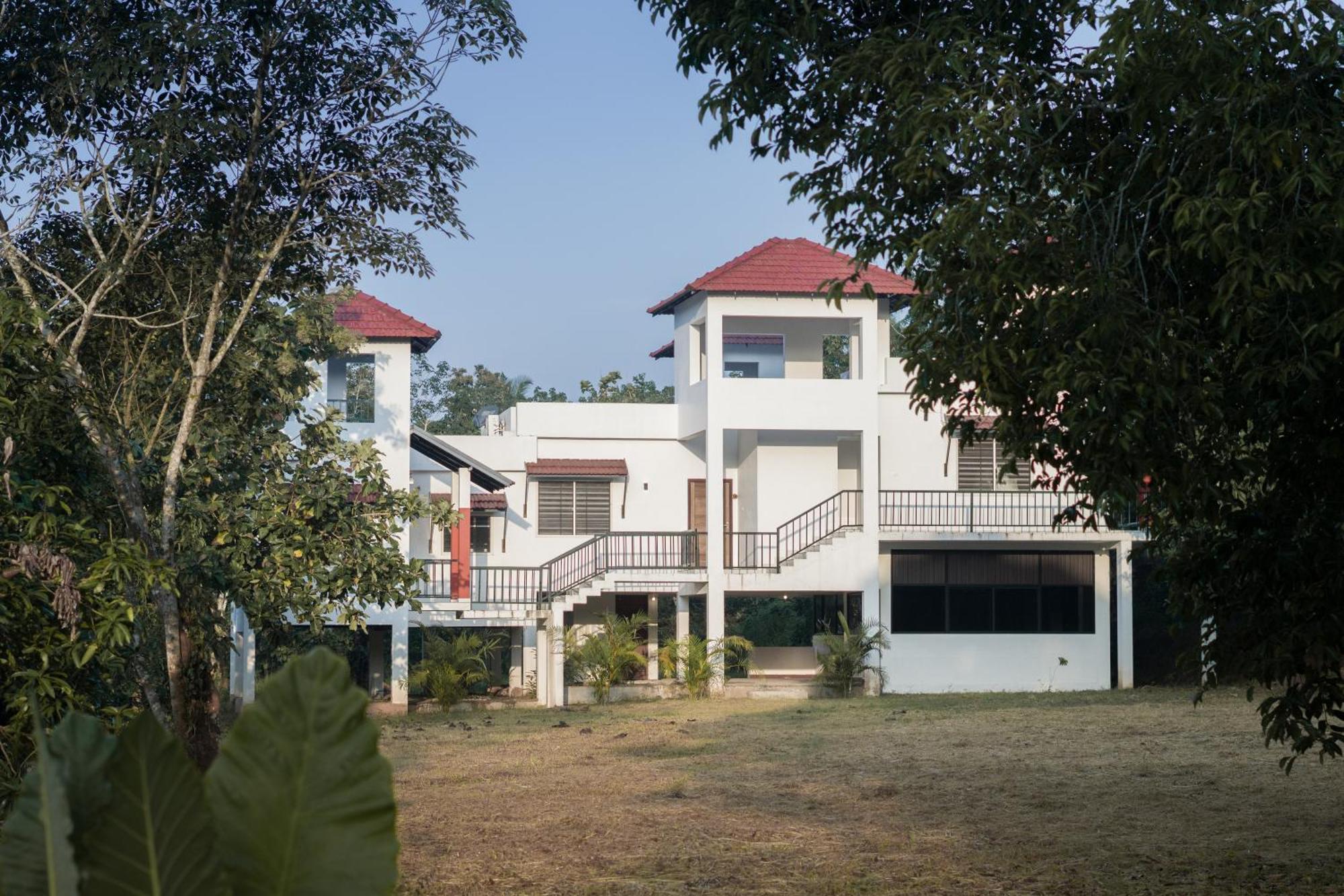 Nilambūr Rockdale Resort מראה חיצוני תמונה